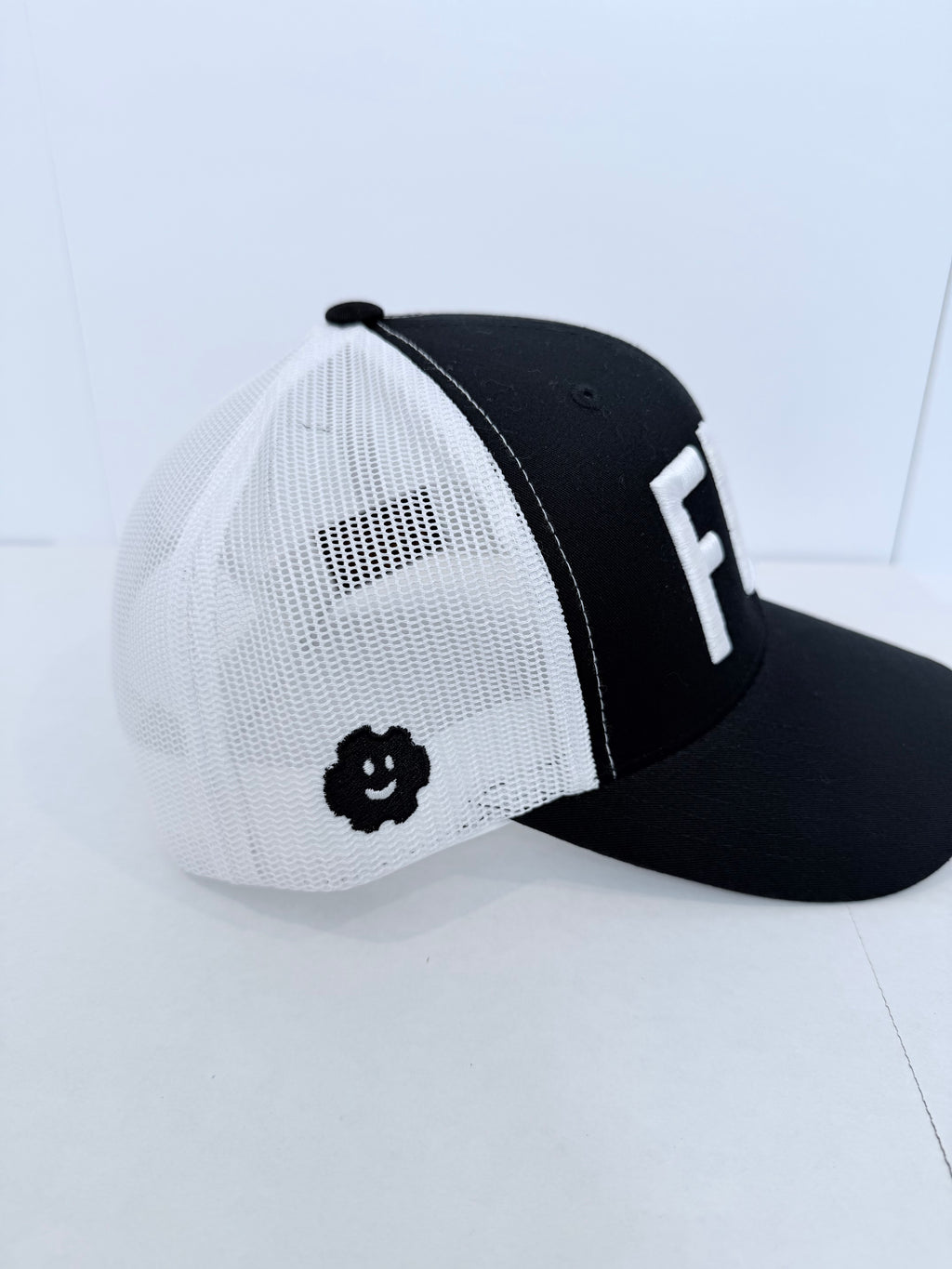 The OG Hat - Black & White
